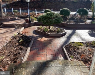 159 Olde Concord Road - Photo Thumbnail 2