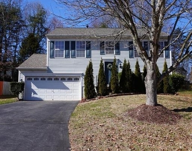 14882 Geranium Court - Photo Thumbnail 1