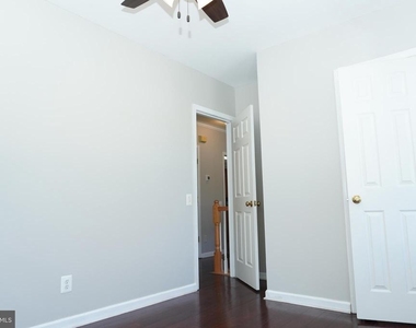 14882 Geranium Court - Photo Thumbnail 32