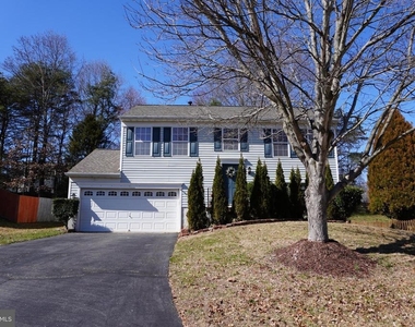 14882 Geranium Court - Photo Thumbnail 7