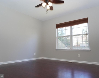 14882 Geranium Court - Photo Thumbnail 30