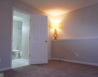 14882 Geranium Court - Photo Thumbnail 46