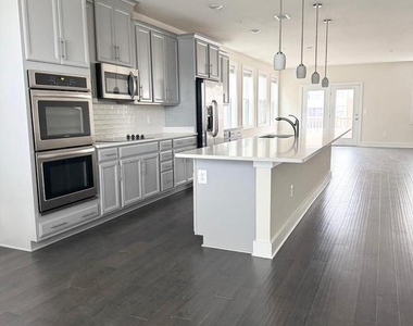 44858 Tiverton Square - Photo Thumbnail 7