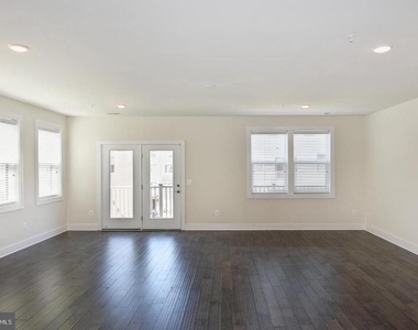 44858 Tiverton Square - Photo Thumbnail 31
