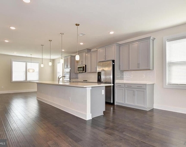 44858 Tiverton Square - Photo Thumbnail 8