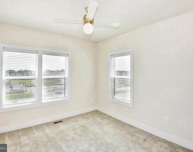 44858 Tiverton Square - Photo Thumbnail 45