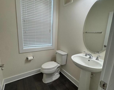 44858 Tiverton Square - Photo Thumbnail 17