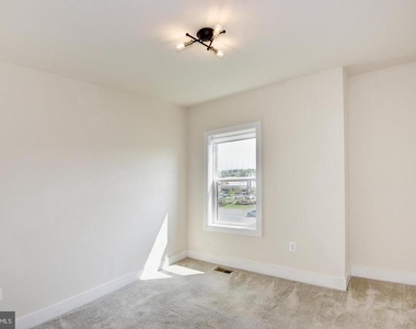 44858 Tiverton Square - Photo Thumbnail 46