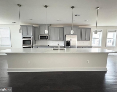 44858 Tiverton Square - Photo Thumbnail 6