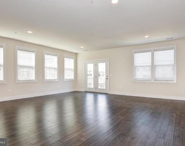 44858 Tiverton Square - Photo Thumbnail 32