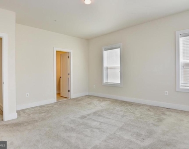 44858 Tiverton Square - Photo Thumbnail 36
