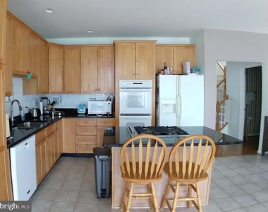 43859 Sandburg Square - Photo Thumbnail 5