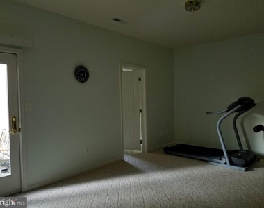 43859 Sandburg Square - Photo Thumbnail 17