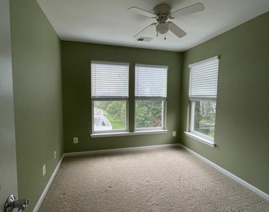 22440 Snow Powder Terrace - Photo Thumbnail 16