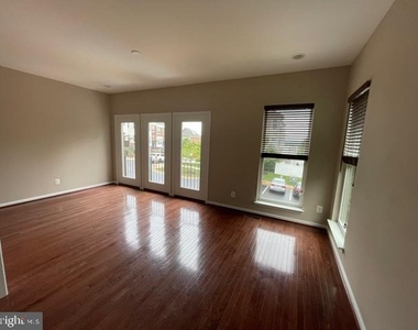 22440 Snow Powder Terrace - Photo Thumbnail 11