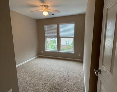 22440 Snow Powder Terrace - Photo Thumbnail 15