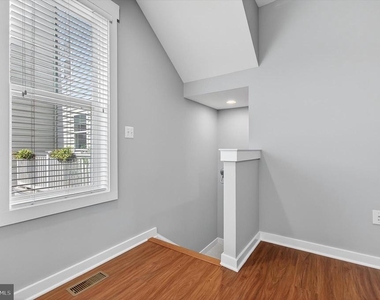 22463 Verde Gate - Photo Thumbnail 5