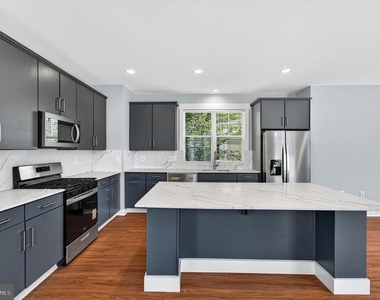 22463 Verde Gate - Photo Thumbnail 8