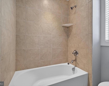 22463 Verde Gate - Photo Thumbnail 25