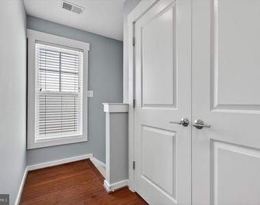 22463 Verde Gate - Photo Thumbnail 16