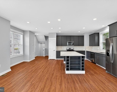 22463 Verde Gate - Photo Thumbnail 6