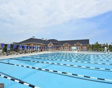 23016 Lavallette Square - Photo Thumbnail 35