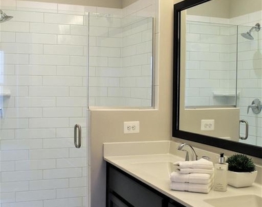 23016 Lavallette Square - Photo Thumbnail 15
