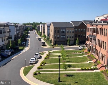 23016 Lavallette Square - Photo Thumbnail 28