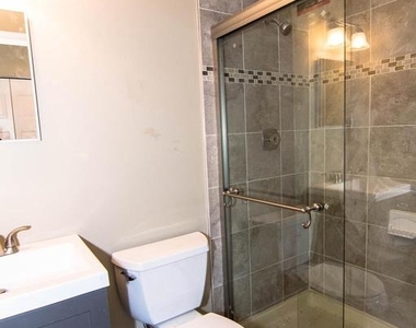 5404 Helm Court - Photo Thumbnail 12