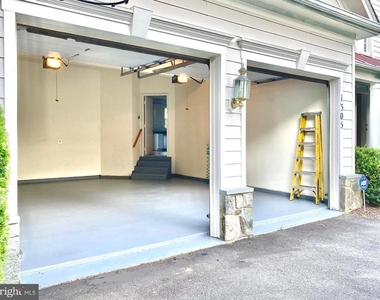 1305 Providence Terrace - Photo Thumbnail 15