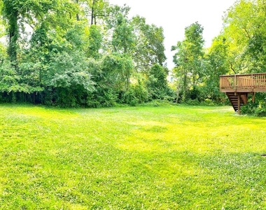 1305 Providence Terrace - Photo Thumbnail 3