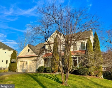 1305 Providence Terrace - Photo Thumbnail 19
