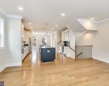 14813 Retreat Boulevard - Photo Thumbnail 8
