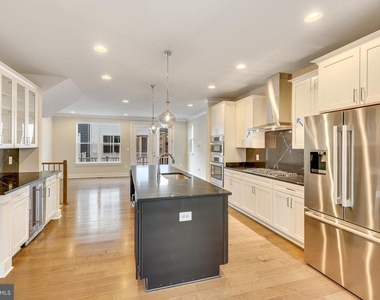 14813 Retreat Boulevard - Photo Thumbnail 13