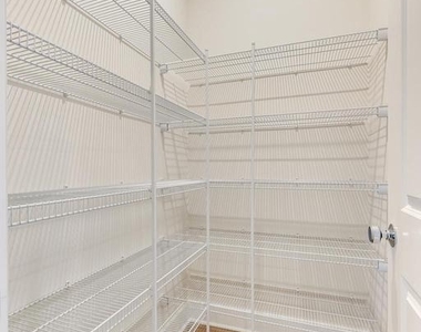 14813 Retreat Boulevard - Photo Thumbnail 19