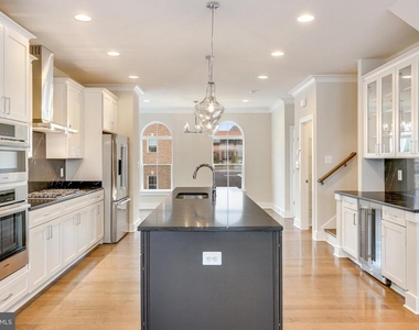 14813 Retreat Boulevard - Photo Thumbnail 10