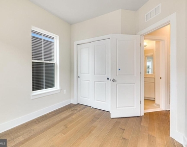 14813 Retreat Boulevard - Photo Thumbnail 35
