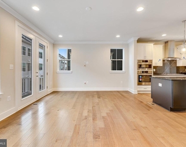 14813 Retreat Boulevard - Photo Thumbnail 23