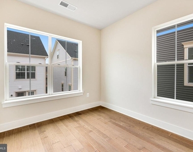 14813 Retreat Boulevard - Photo Thumbnail 34