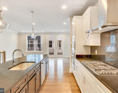 14813 Retreat Boulevard - Photo Thumbnail 12