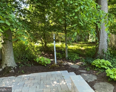 4701 Red Fox Drive - Photo Thumbnail 41