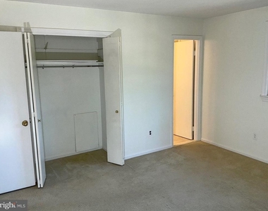 4701 Red Fox Drive - Photo Thumbnail 15