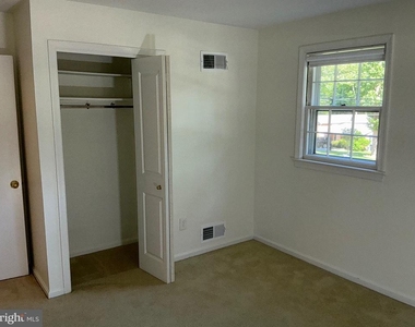 4701 Red Fox Drive - Photo Thumbnail 21
