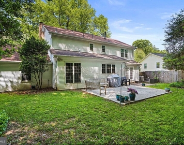 6117 Larstan Drive - Photo Thumbnail 38