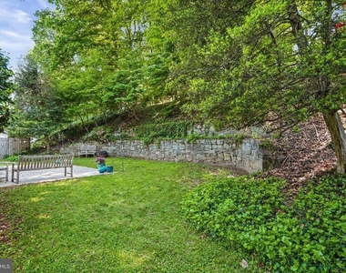 6117 Larstan Drive - Photo Thumbnail 39