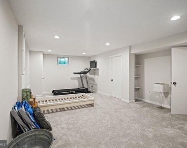 6117 Larstan Drive - Photo Thumbnail 32