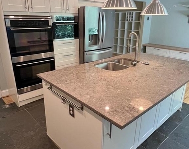 6322 Kellogg Drive - Photo Thumbnail 4