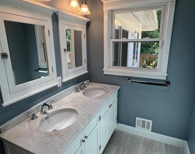 6322 Kellogg Drive - Photo Thumbnail 13