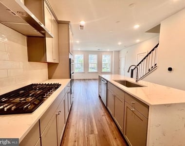 10840 Cedar Avenue - Photo Thumbnail 10