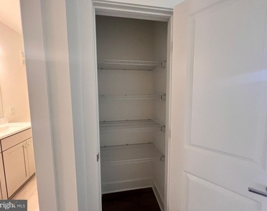 10840 Cedar Avenue - Photo Thumbnail 14